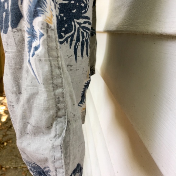 Aloha Men’s Short SleeveHawaiian Button Down Shirt - Picture 7 of 8